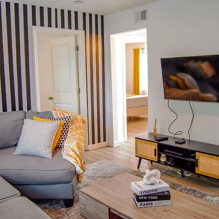 Cozy Condo, Minutes From Broadwy, Sleeps 5 Нашвілл Екстер'єр фото