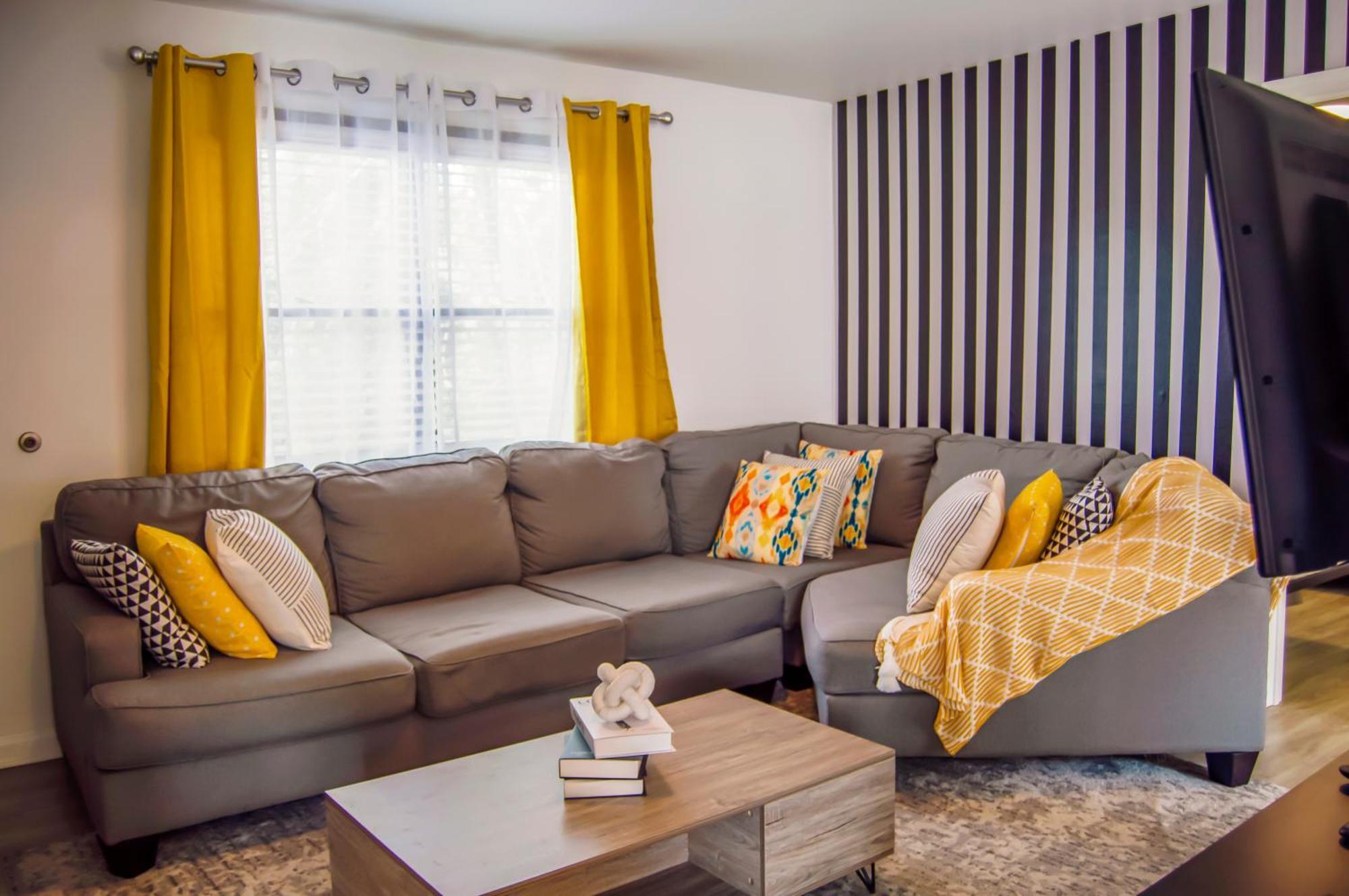 Cozy Condo, Minutes From Broadwy, Sleeps 5 Нашвілл Екстер'єр фото